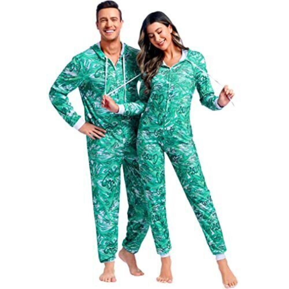 8170 Matching Christmas Pajamas for Couples: Family Pajamas Matching